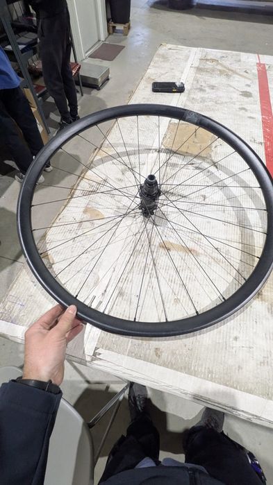 Rodas EVO . Com cepo SRAM .