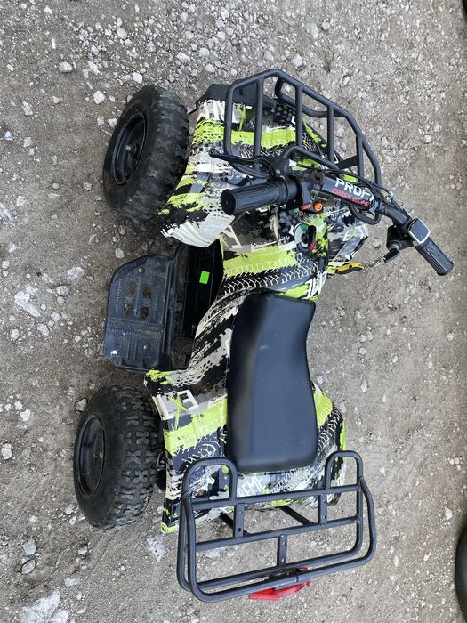 Дитячий квадроцикл + шлем