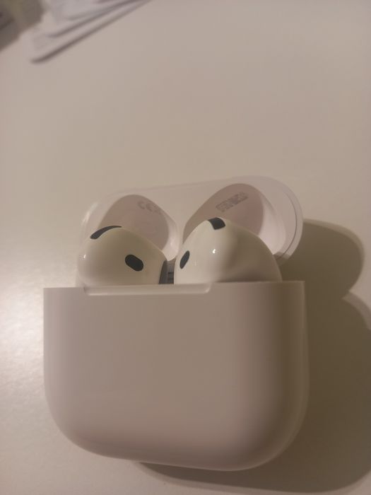 Airpods 4 anc (Nieużywane)