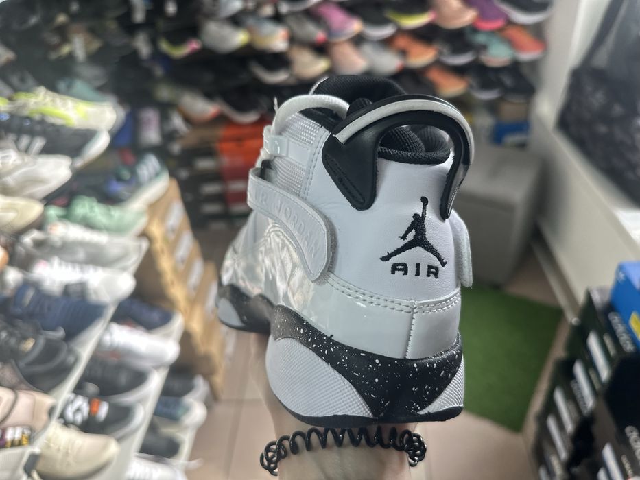 Кросівки баскетбольні Nike Jordan 6 Rings ( РОЗМІР 36 )