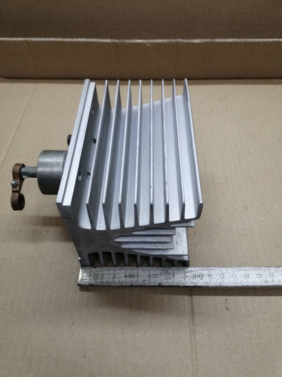 Dioda prostownicza radiator