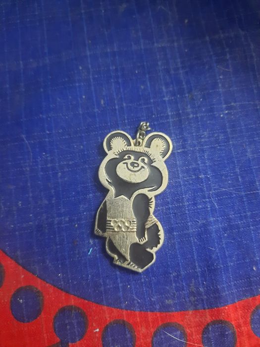 Брєлок ,,Олімпійський мішка"