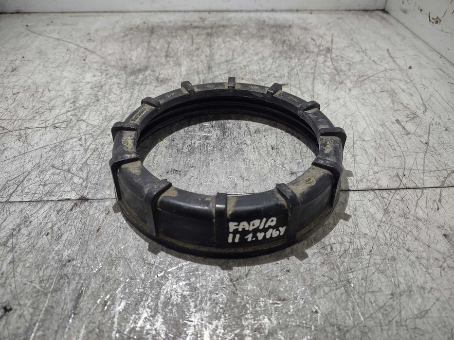 Nakrętka pompy paliwa SKODA FABIA 2 1.4 16V