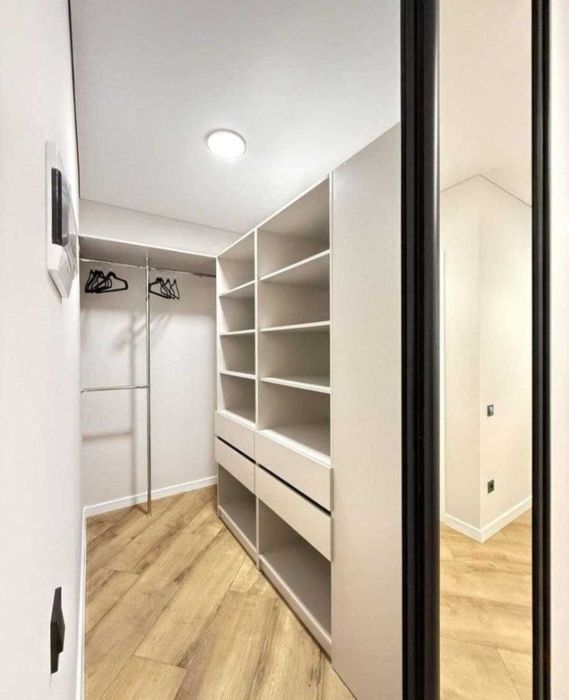 1-кімнатна 48кв.м ,,На Щасливому "З РЕМОНТОМ! Студентська 24а