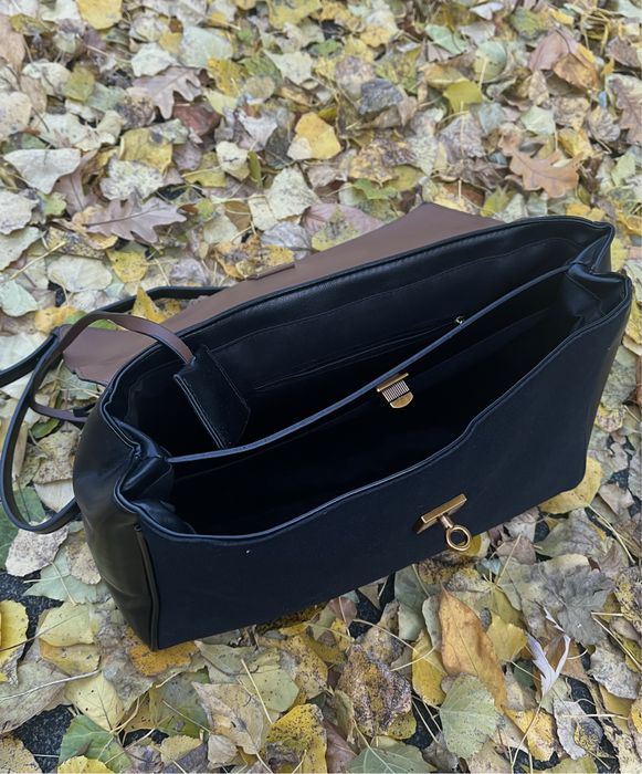 Жіноча сумка форма по типу Balenciaga