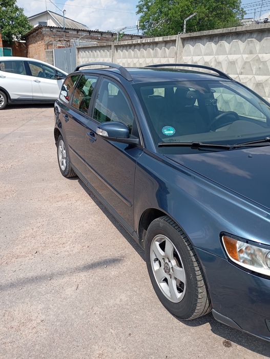 Volvo v50 1.8Бензин