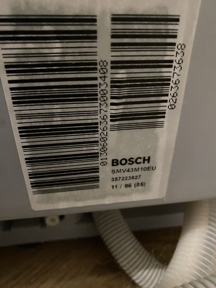 Посудомийна машина Bosch SMV43m10eu