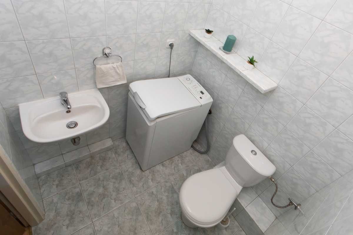 Pokój wielkości kawalerki (18m2 + balkon) - Metro Kabaty
