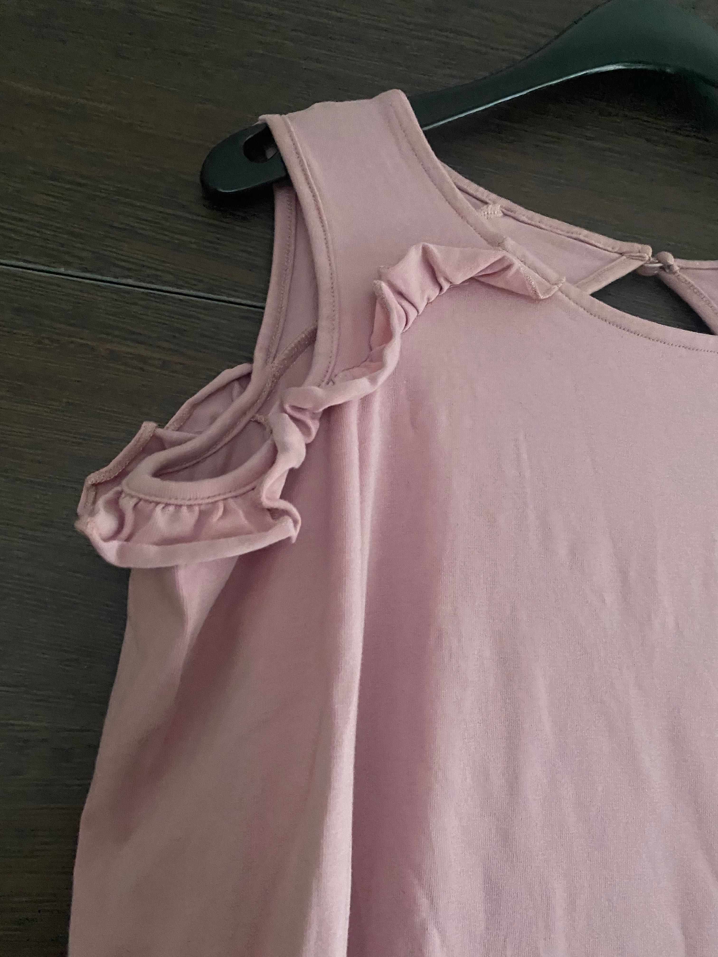 Ładna różowa sukienka z odkrytymi ramionami S