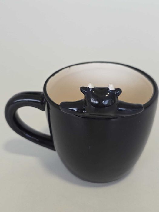 Caneca “Sevilla” com figura de touro 3D