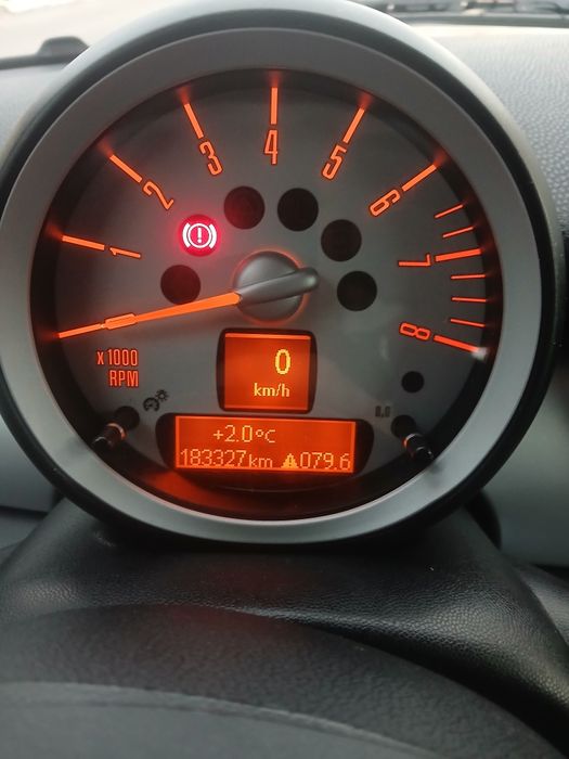 Mini cooper 1,6 benzyna