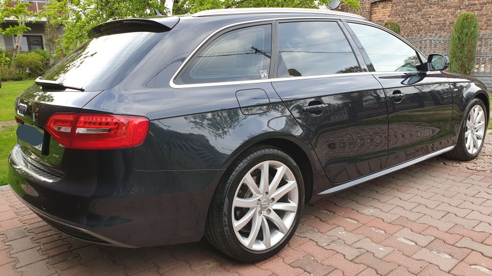 Audi A4 2.0 TDI quattro s-tronic 190ps 2014