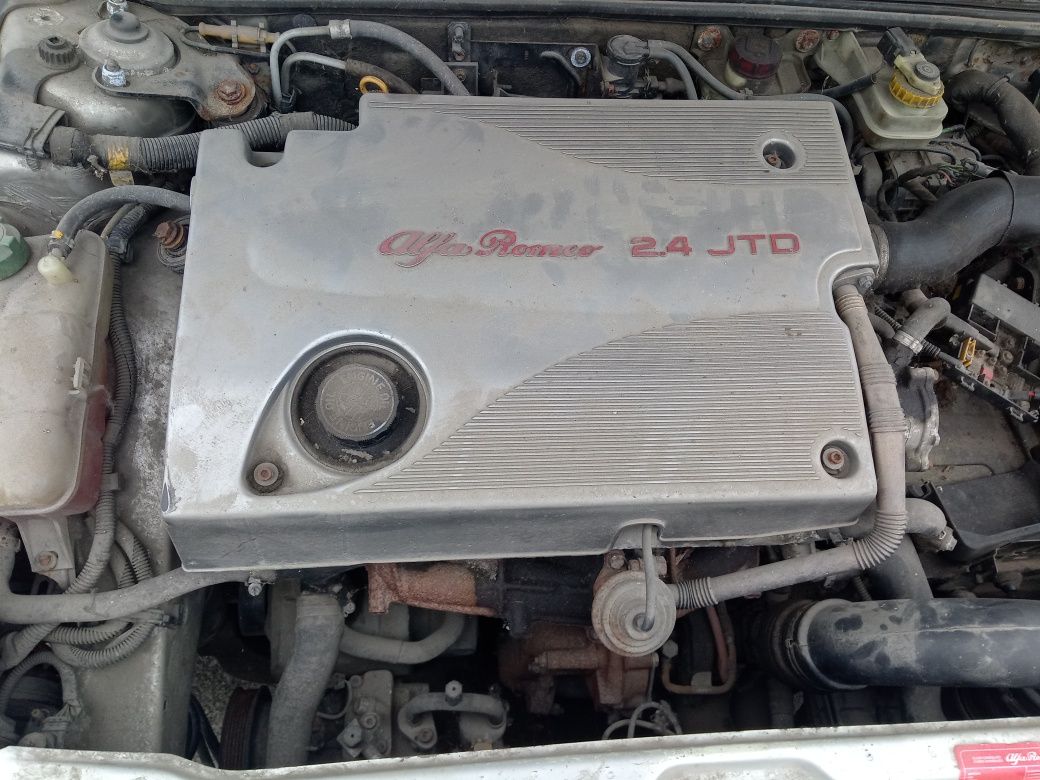 Двигун для Alfa Romeo 156   2.4 турбодизель