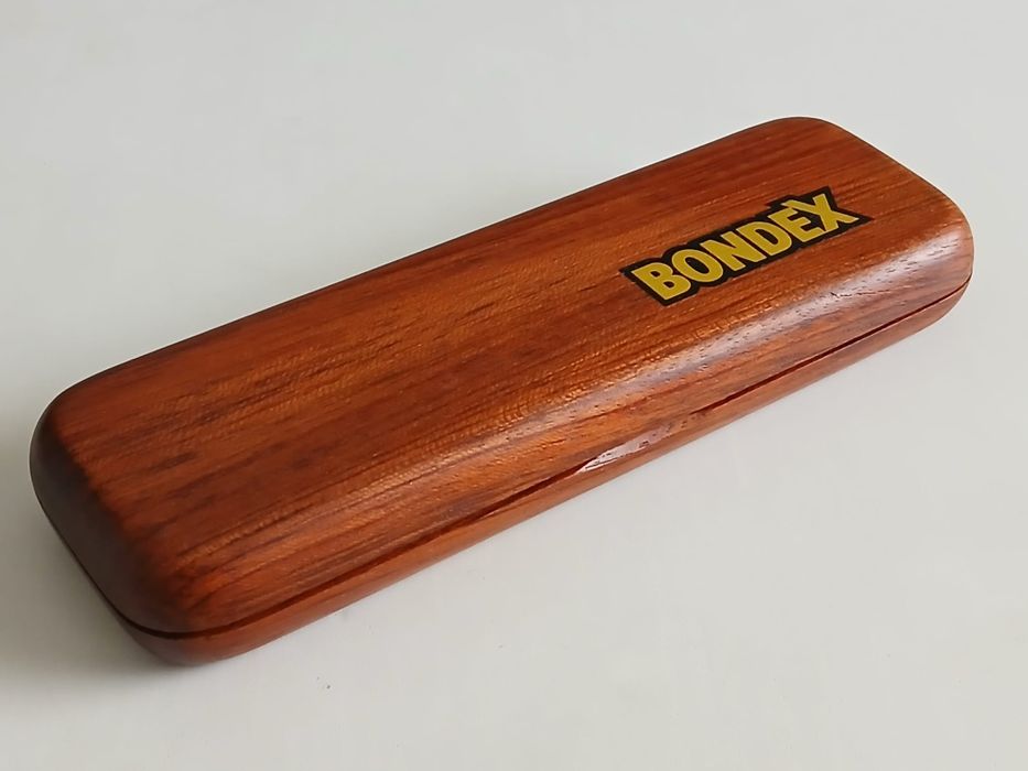 Caneta da marca Bondex