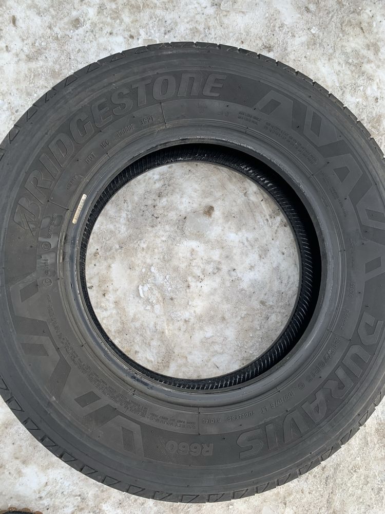 Шини 215/70 R15C Bridgestone 6-9мм 2021рік 215 70 15С