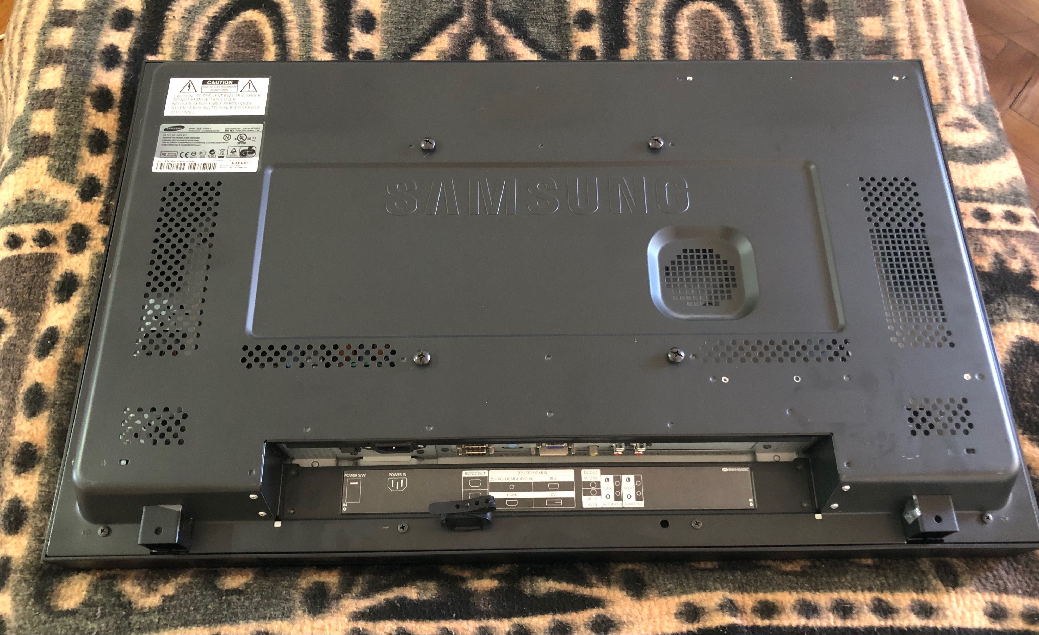 Monitor Samsung SyncMaster 32 Profissional HD