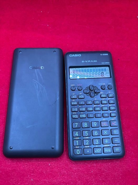 kalkulator naukowy casio fx-82 zasilanie bateryjne wyświetlacz lcd