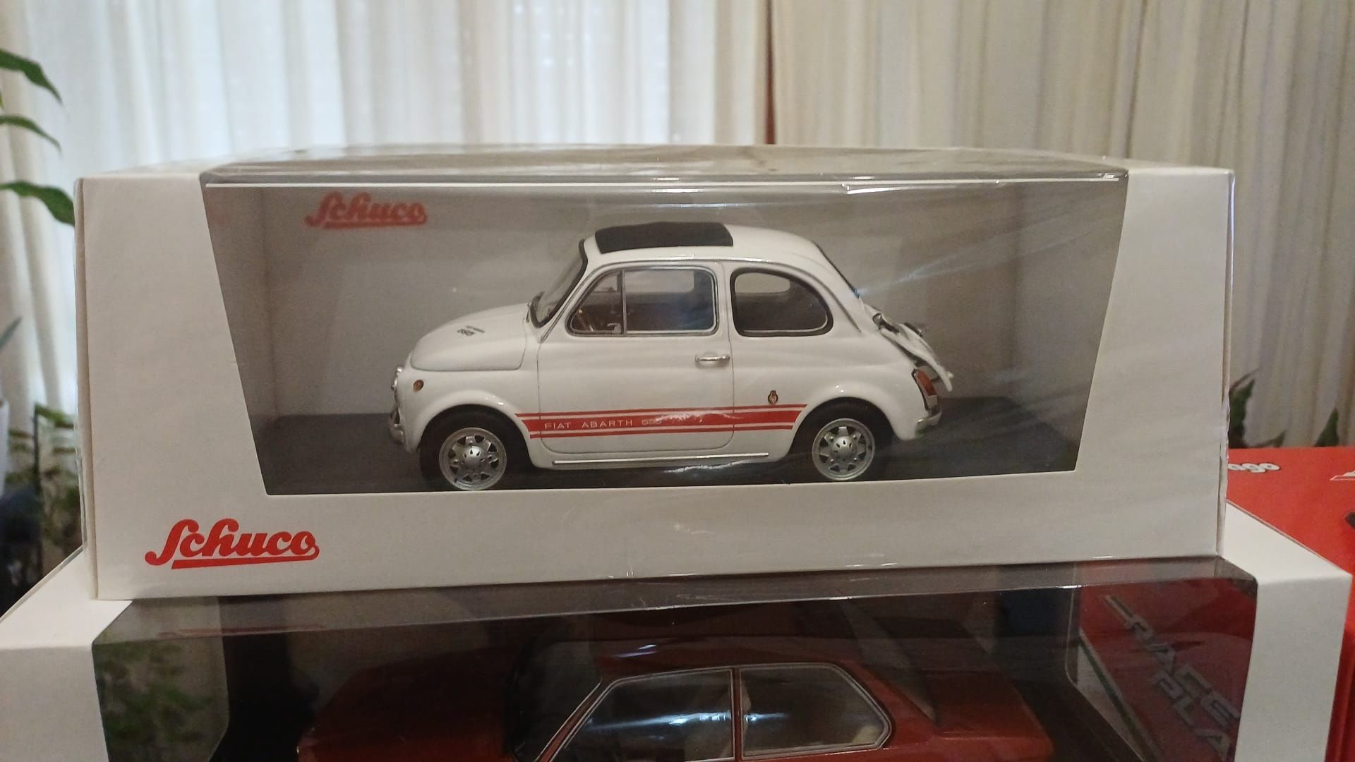 Miniatura 1/18 Fiat 500 Abarth