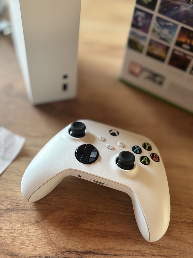 Xbox series s bdb stan!
