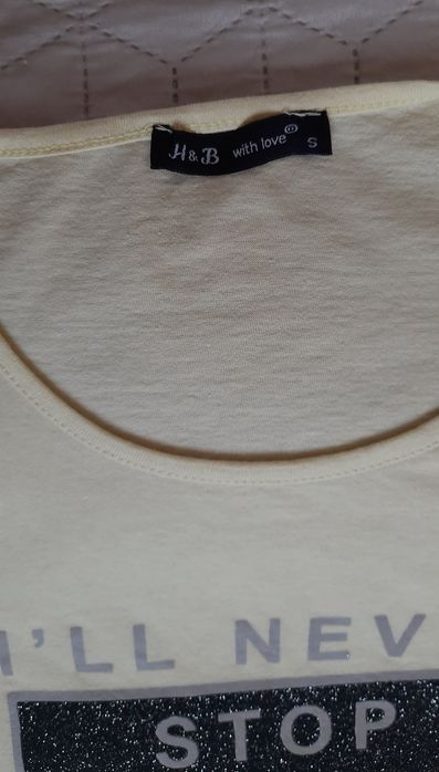 Żółta koszulka brokatowa ozdoba nadruk H&B S