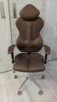 офісні ортопедичні крісла