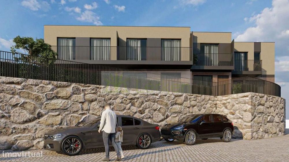 Moradia T3 | Condomínio fechado com jardim | Braga (Lamas)