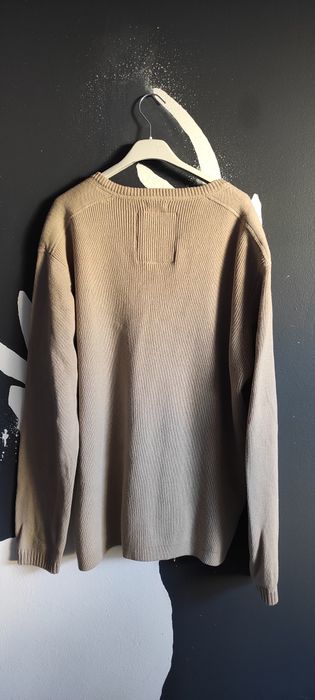 Sweter w serek dziadkowy beżowy vintage prążki stripped y2k