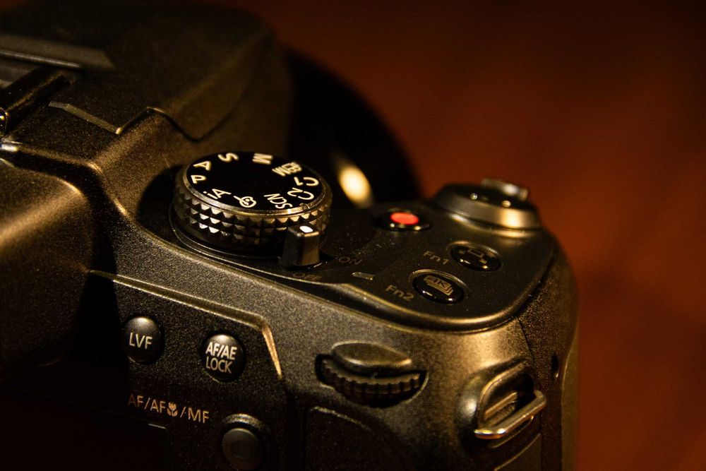 Câmara Panasonic LUMIX DC-FZ82D **NOVA**