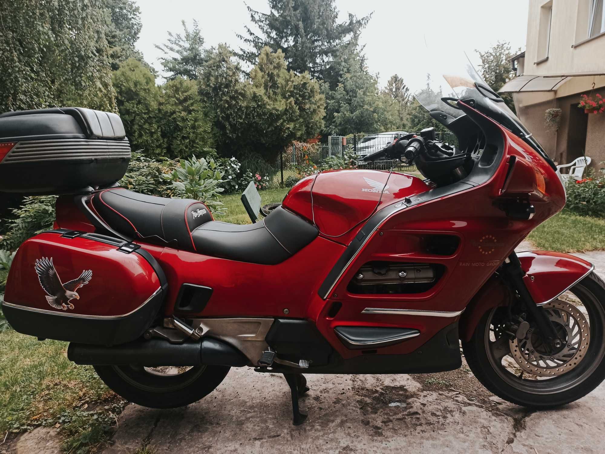 Honda ST 1100 ...