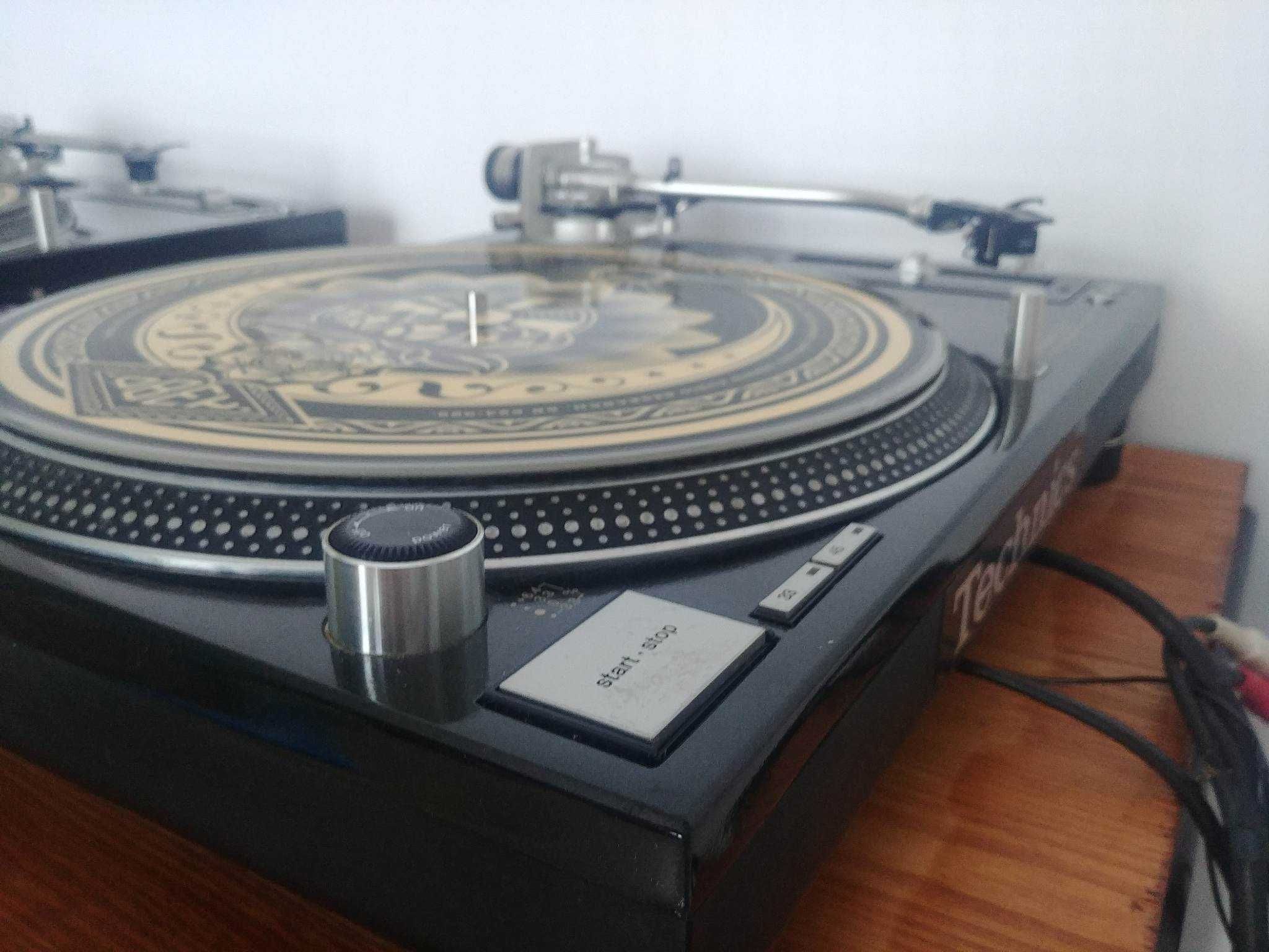 2 Gramofony Technics SL-1210M5G i mikser Rane TTM57 mk II