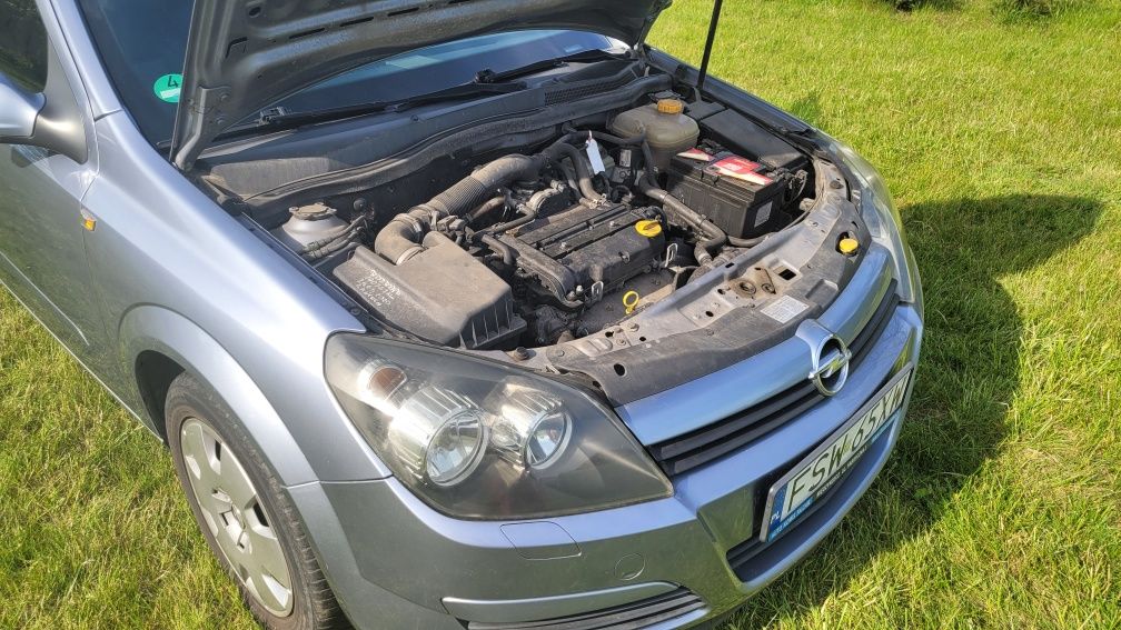 Opel Astra H 1,4 benzyna