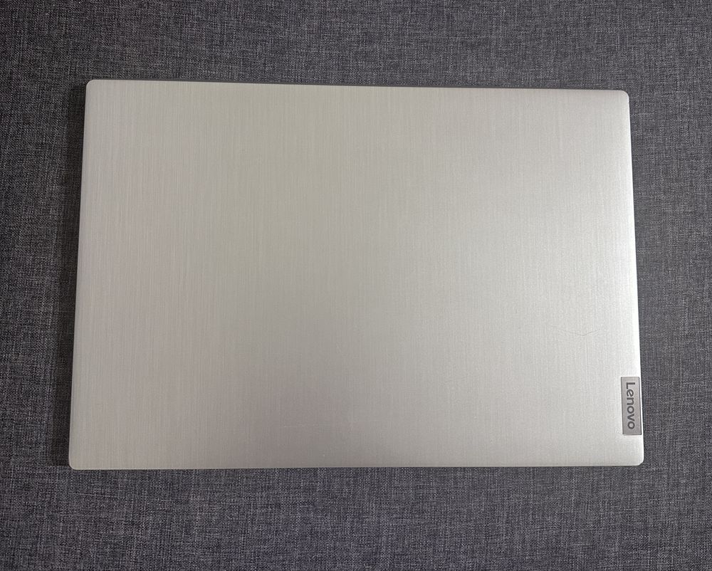 Laptop IdeaPad3