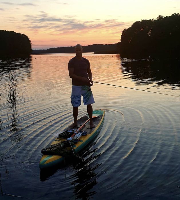 Piekny dom nad jeziorem z kominkiem 145m2, 4 sypialnie, ogród iglasty