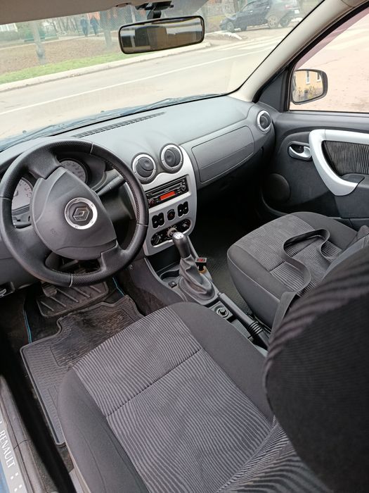 Renault Sandero .Рено Сандеро стан чудовий