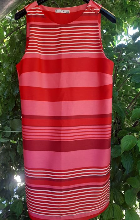 Эффектное платье Mango