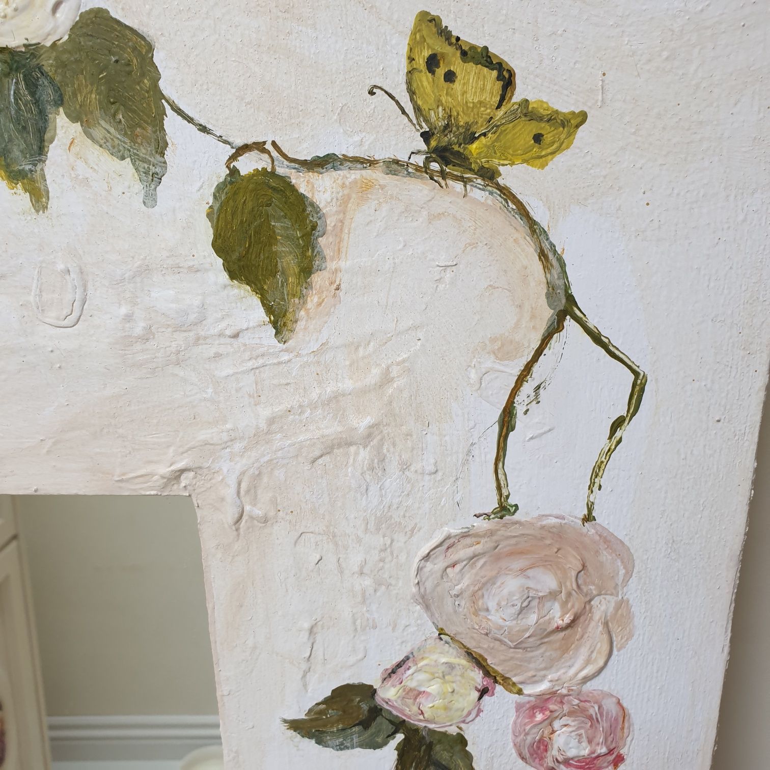 Lustro malowane w róże