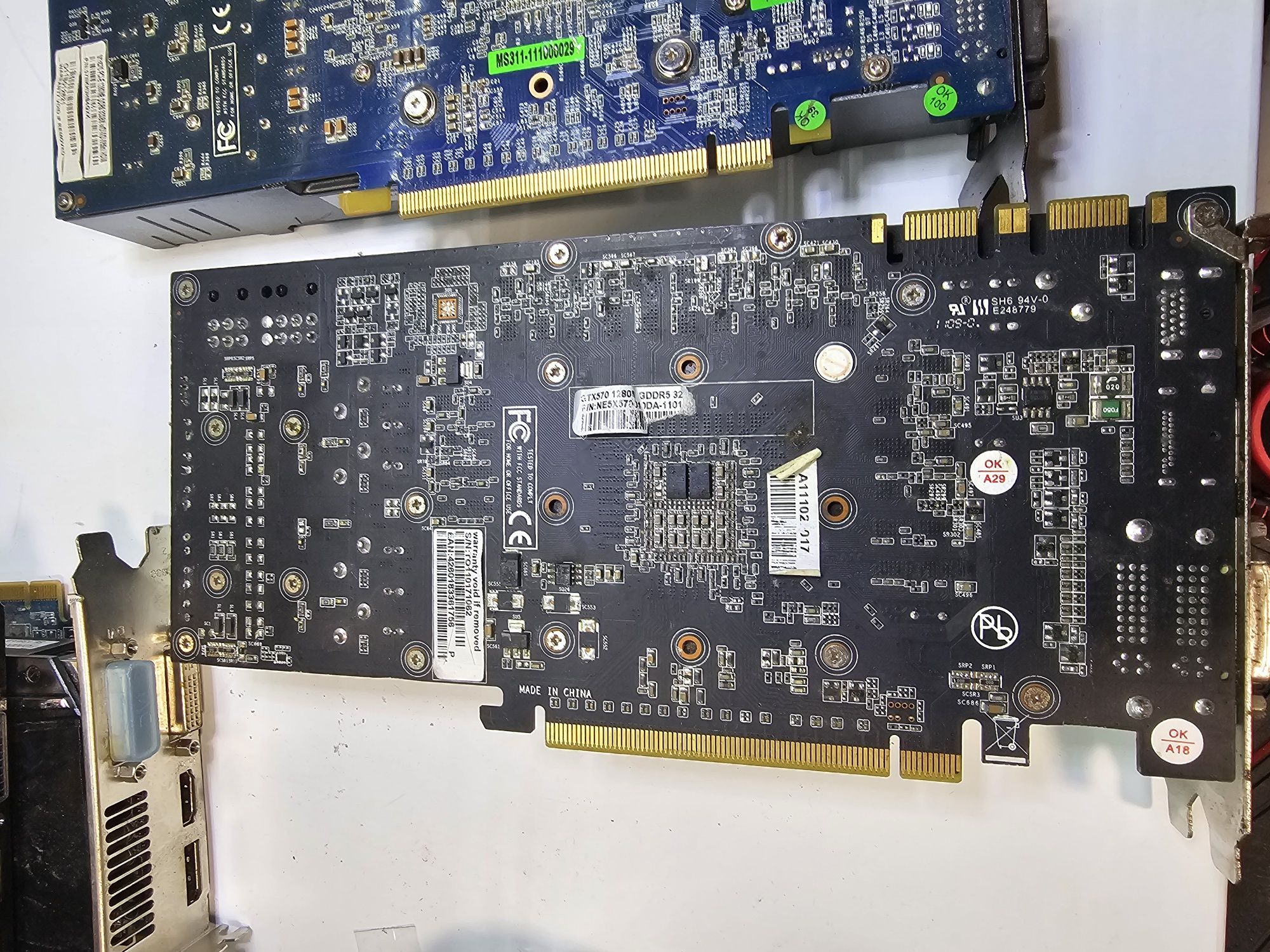 Лот 8 відеокарти Radeon Asus GTX 570 та інші