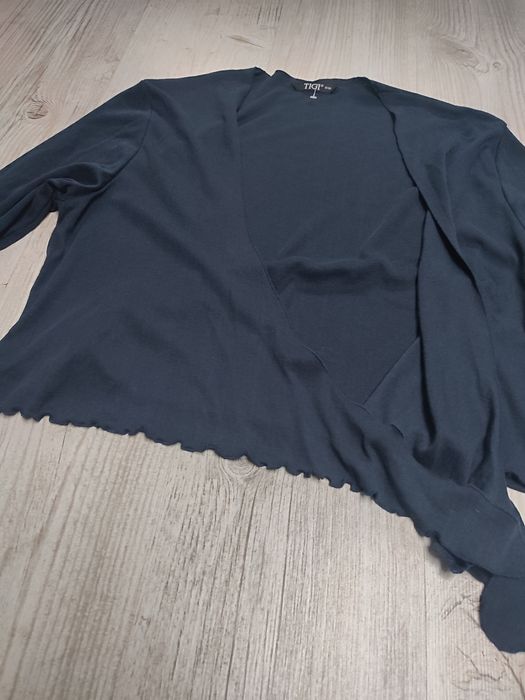 Tigi 42 44 XL XXL bluzka damska narzutka kardigan bolerko asymetria