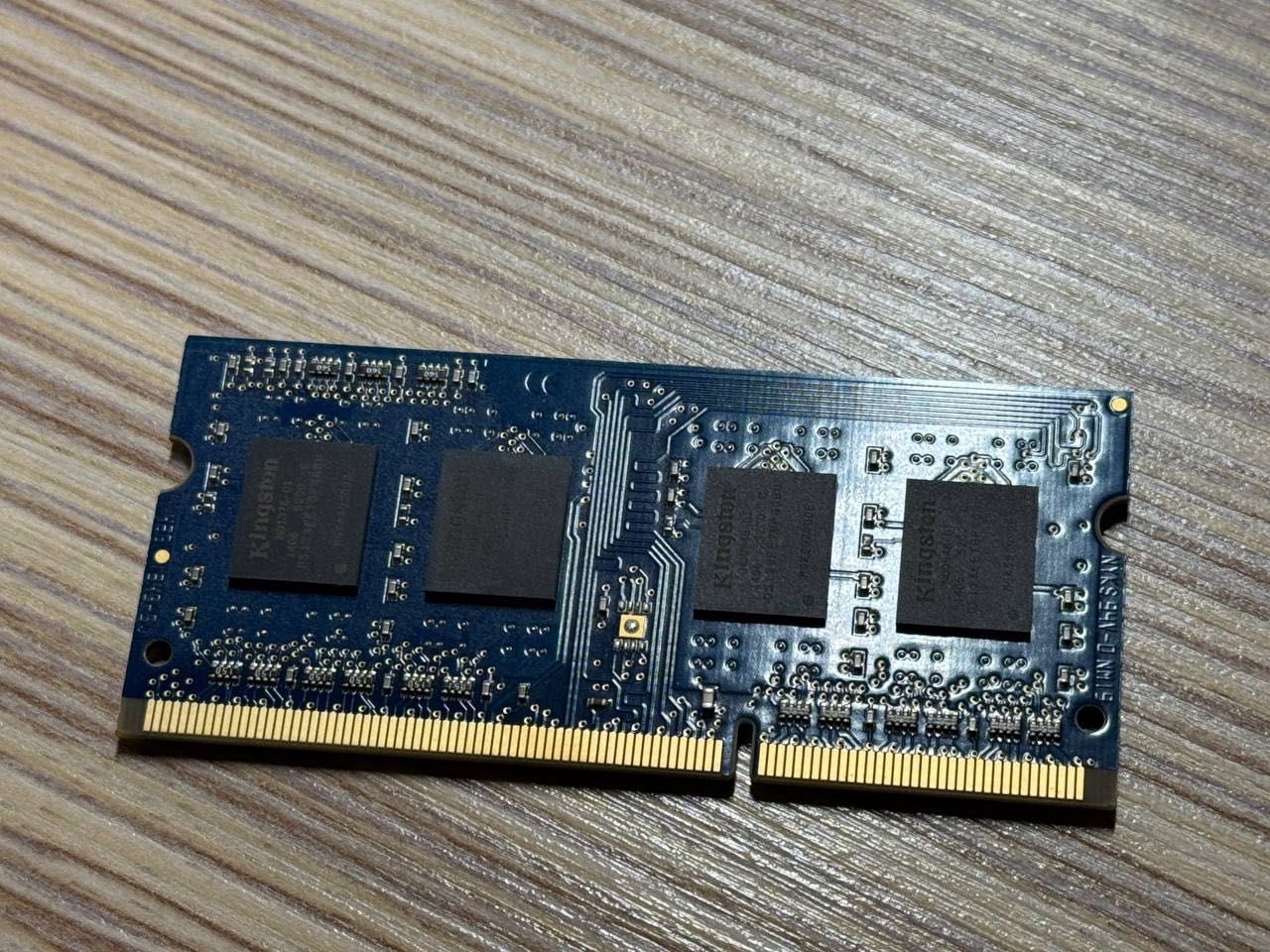 Оператива ноутбучна Kingston 4 ГБ (DDR3)