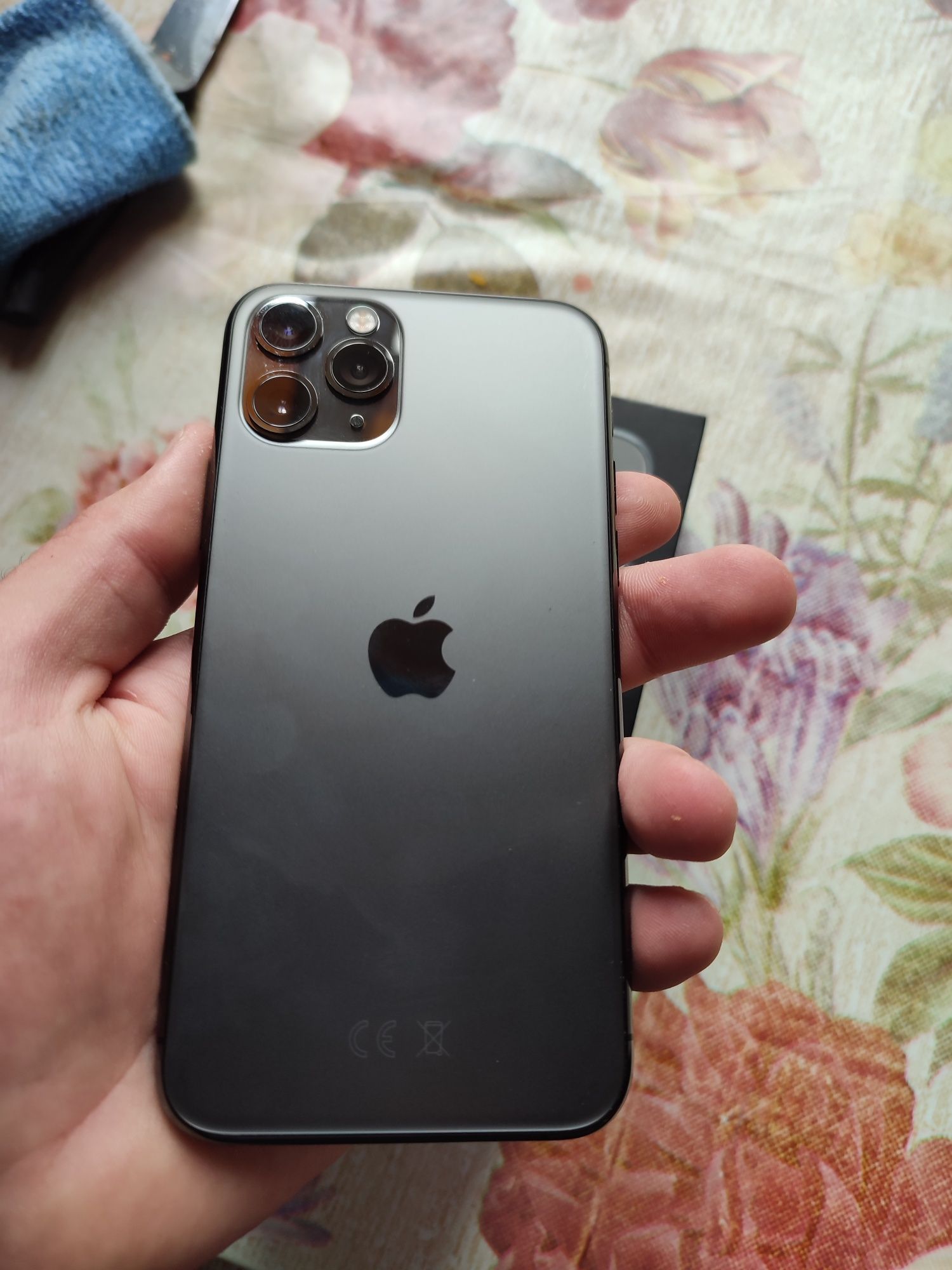 iPhone w bardzo dobrym stanie