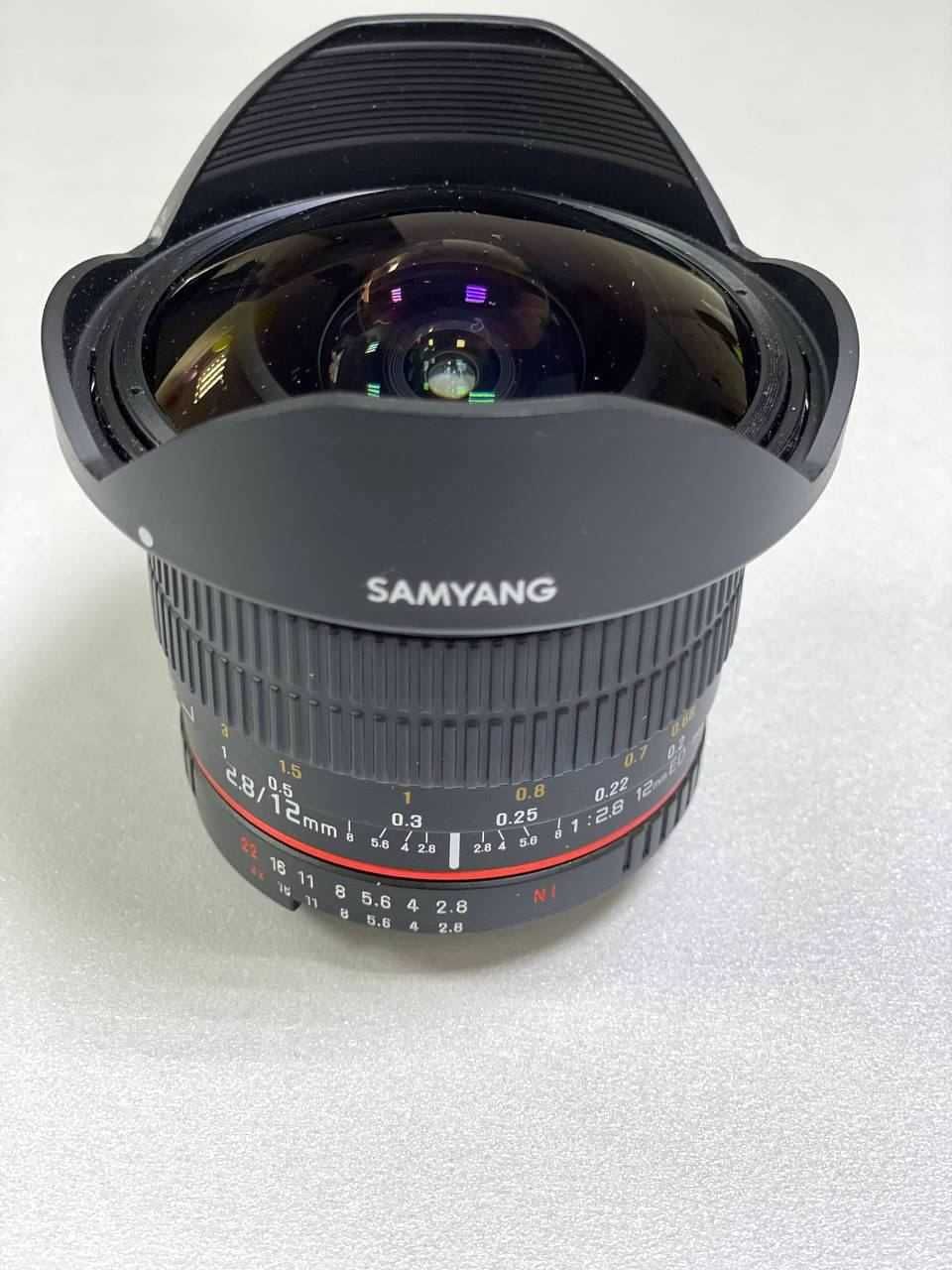 Объектив  Samyang 12 mm F 2.8