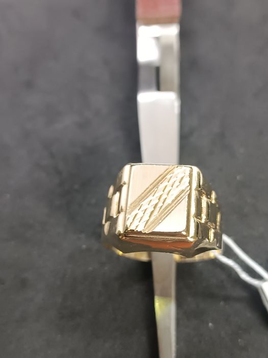 Sygnet złoty nacinany