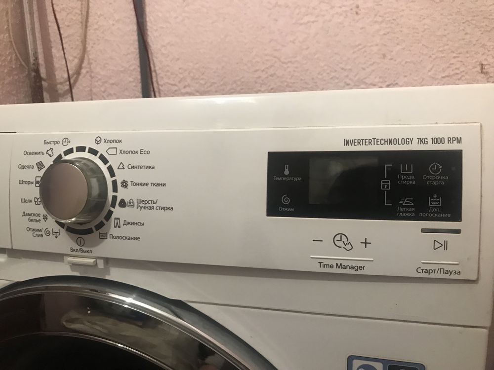 Продам стиральную машинку Electrolux EWS1076CI на запчасти