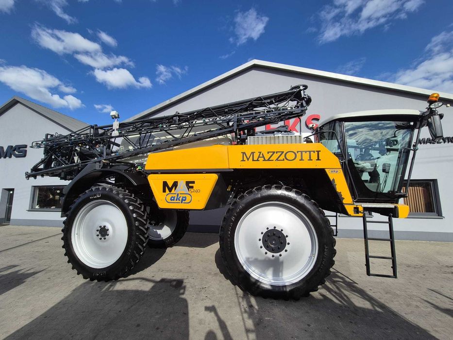 Opryskiwacz Samojezdny MAZZOTTI MAF5240 28m GPS Seletron