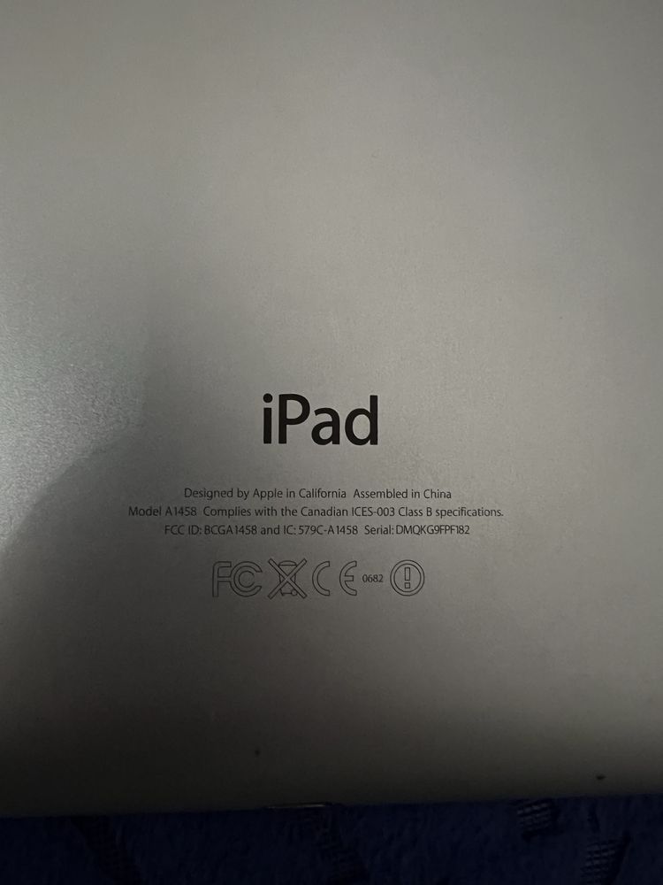 Sprzedaż IPAD (4 generacji) 16GB - w świetnym stanie