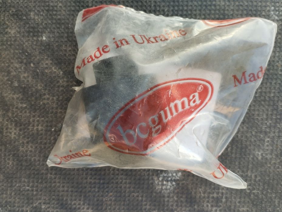 Сайлентблок заднего нижнего рычага внешний