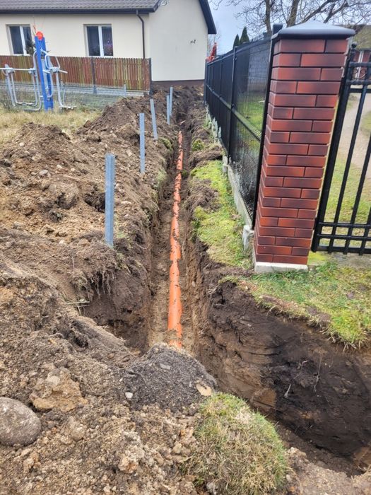 Prace Ziemne Minikoparka koparkoładowarką