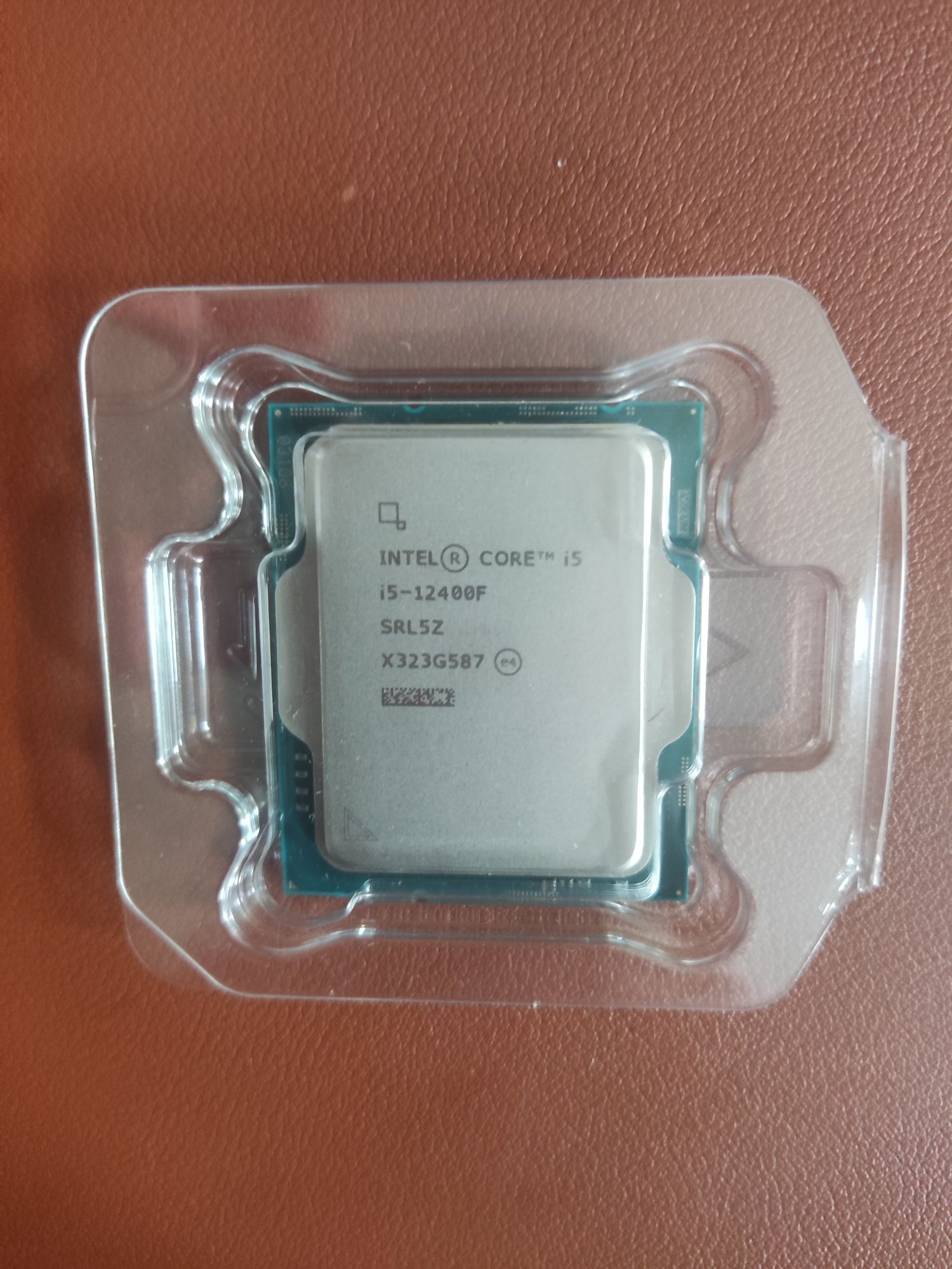 Проц Intel i5 12400f плата B760 GT4 ОЗУ Crucial Ballistics DDR4 16 GB