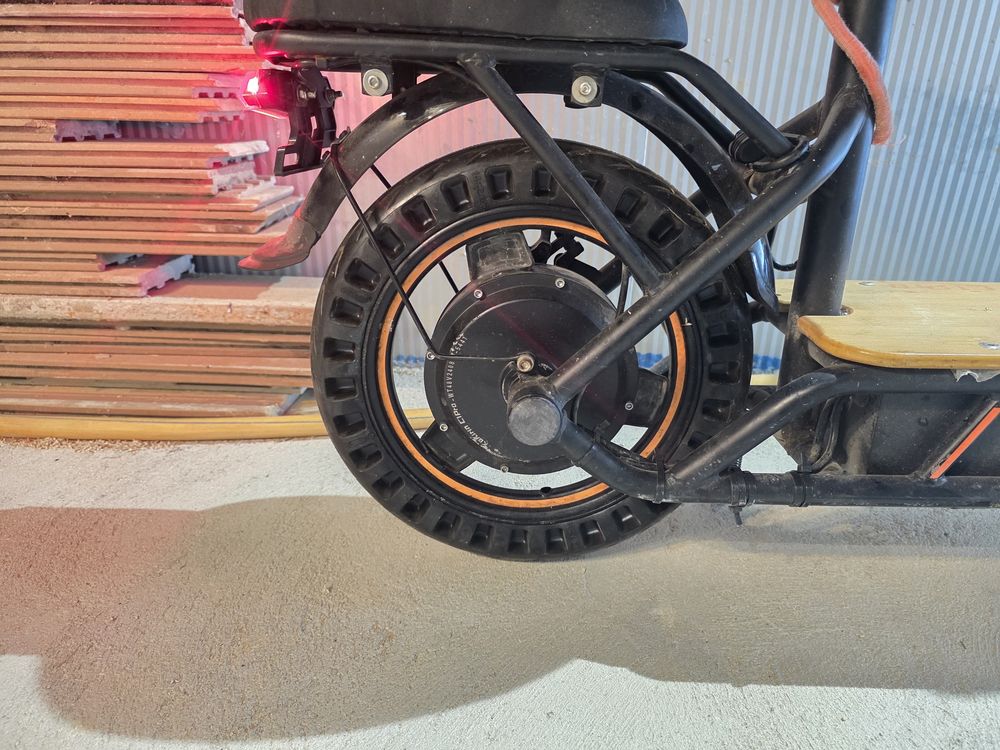 trotinete Kukirin C1 pro 45km/h autonomia 100km