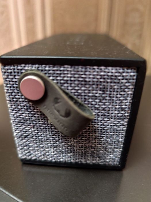 Coluna Rockbox brick